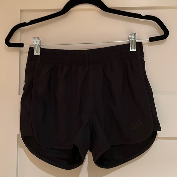 Adidas running short - Picture 1 of 2